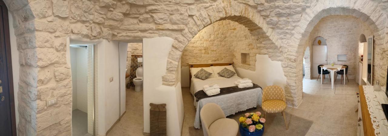 Trullo Monte Santo 50 Bed and Breakfast Alberobello Exteriör bild