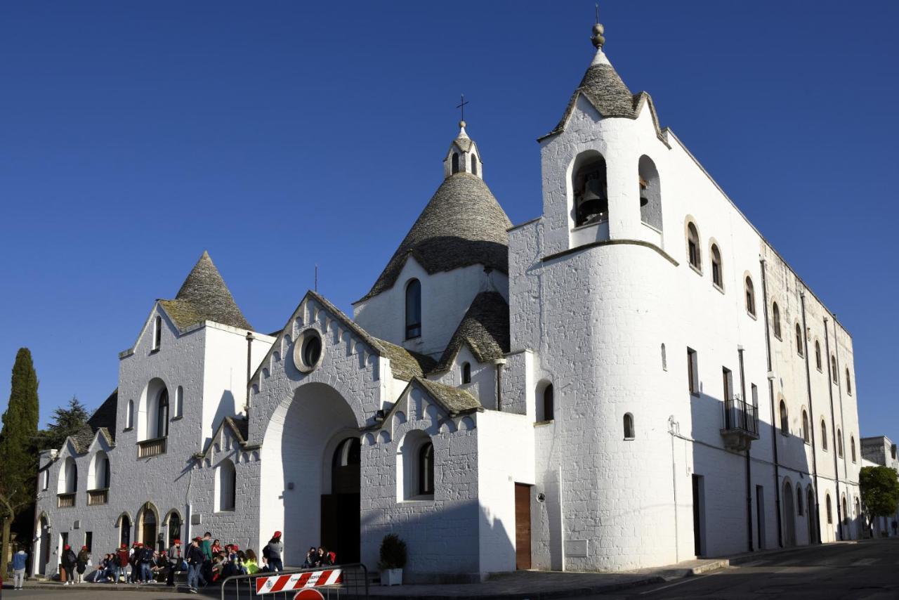 Trullo Monte Santo 50 Bed and Breakfast Alberobello Exteriör bild